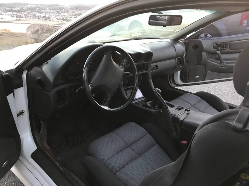 Illustration for article titled At $1,350, Would You Roll Up Your Sleeves For This 1995 Mitsubishi 3000GT?